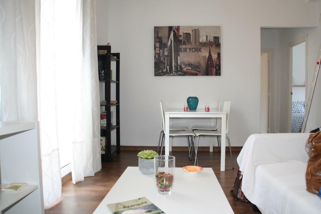 דירות מאלגה Apartamento Tia Maria מראה חיצוני תמונה
