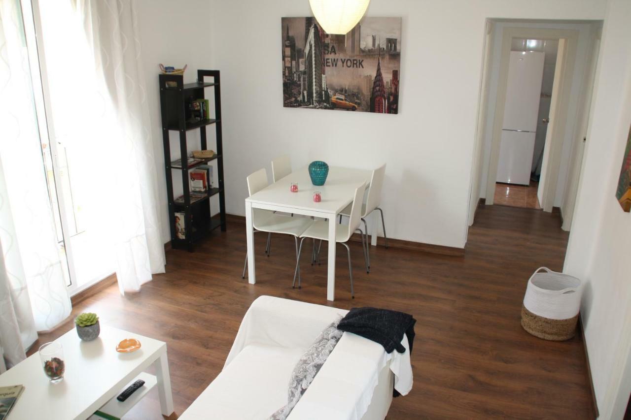 דירות מאלגה Apartamento Tia Maria מראה חיצוני תמונה