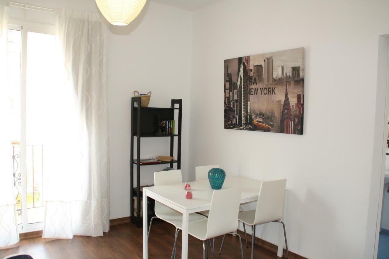 דירות מאלגה Apartamento Tia Maria מראה חיצוני תמונה