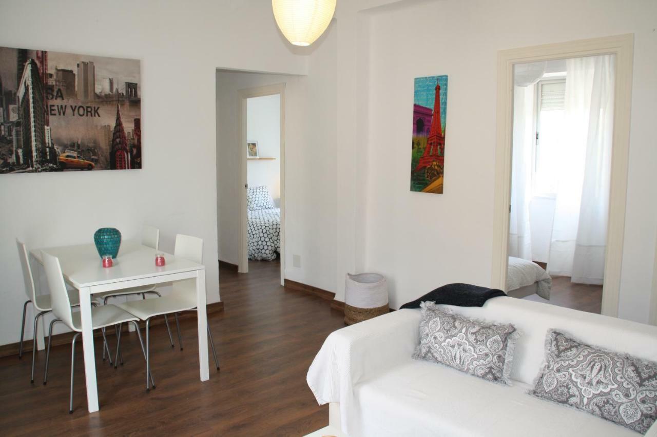 דירות מאלגה Apartamento Tia Maria מראה חיצוני תמונה